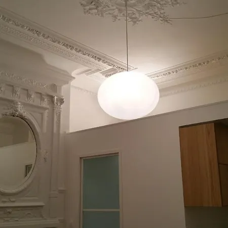 Original Hyper-center With Terrace *